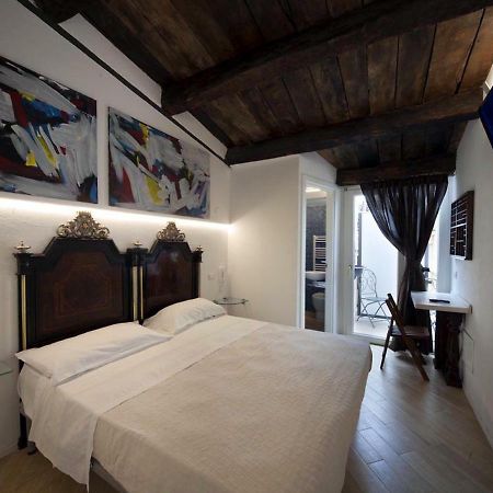 イゼルニア Residenze Portacastello Bed & Breakfast エクステリア 写真