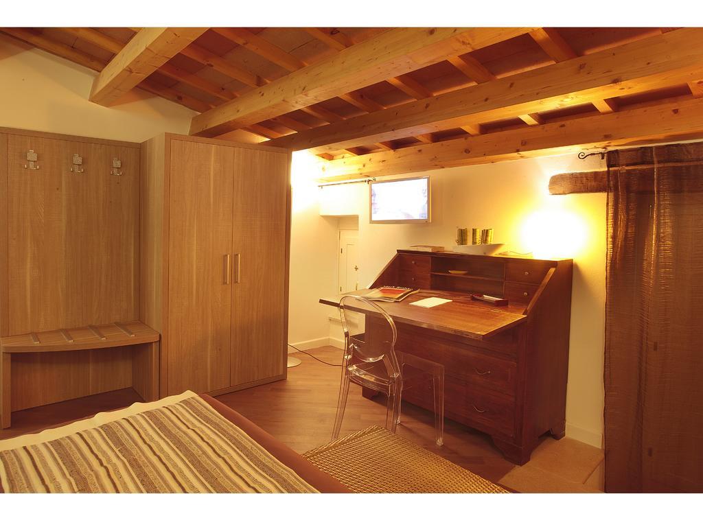 イゼルニア Residenze Portacastello Bed & Breakfast エクステリア 写真